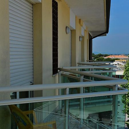 פינארלה Hotel Bamar מראה חיצוני תמונה
