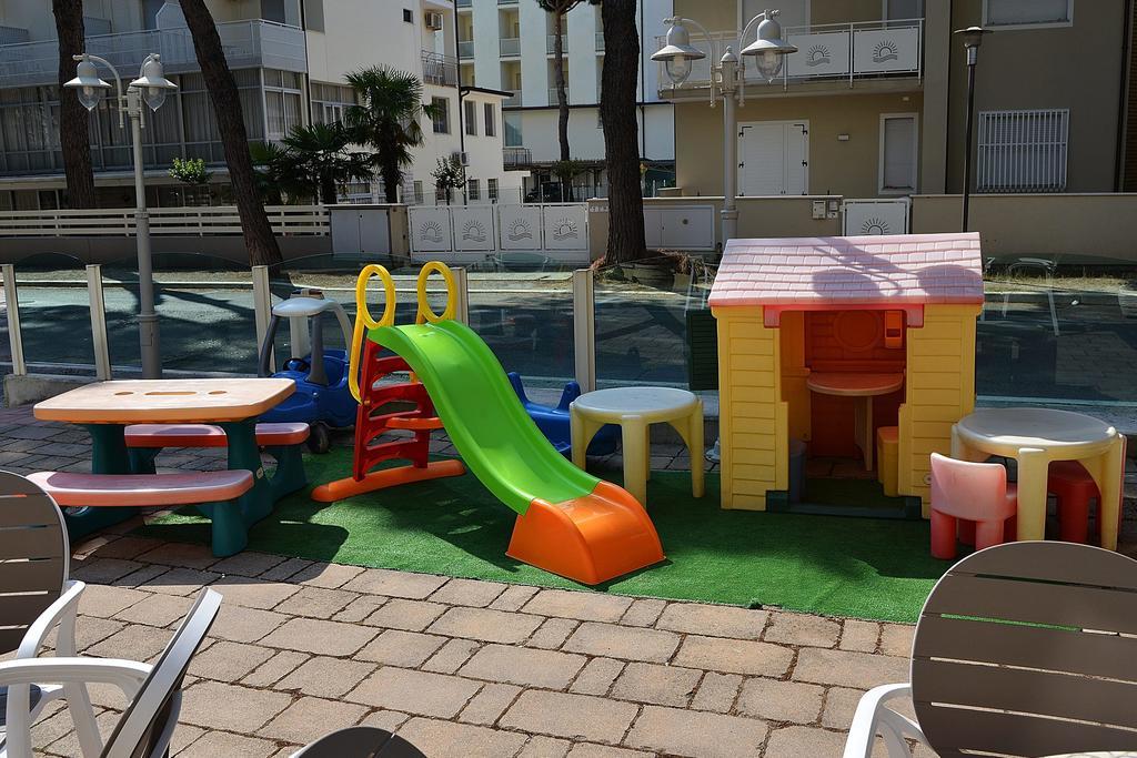 פינארלה Hotel Bamar מראה חיצוני תמונה
