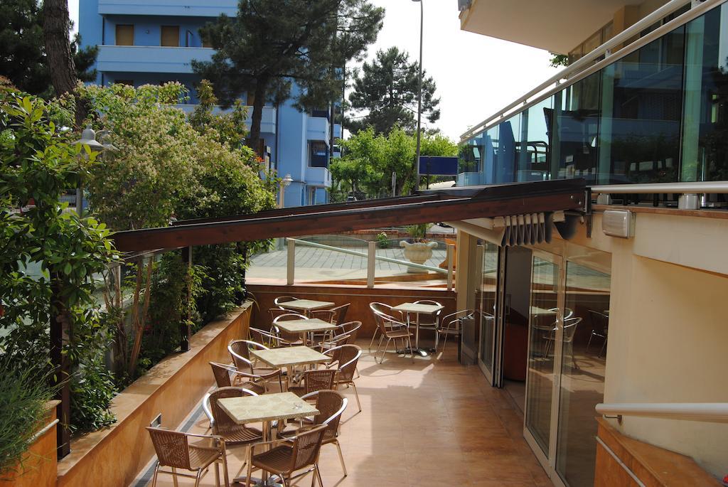פינארלה Hotel Bamar מראה חיצוני תמונה