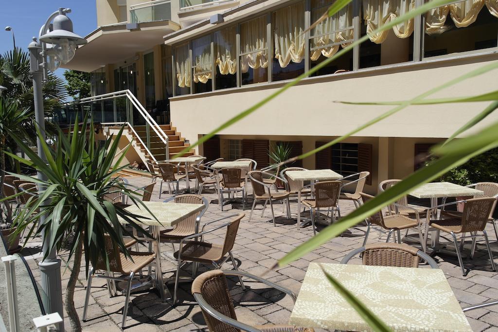 פינארלה Hotel Bamar מראה חיצוני תמונה